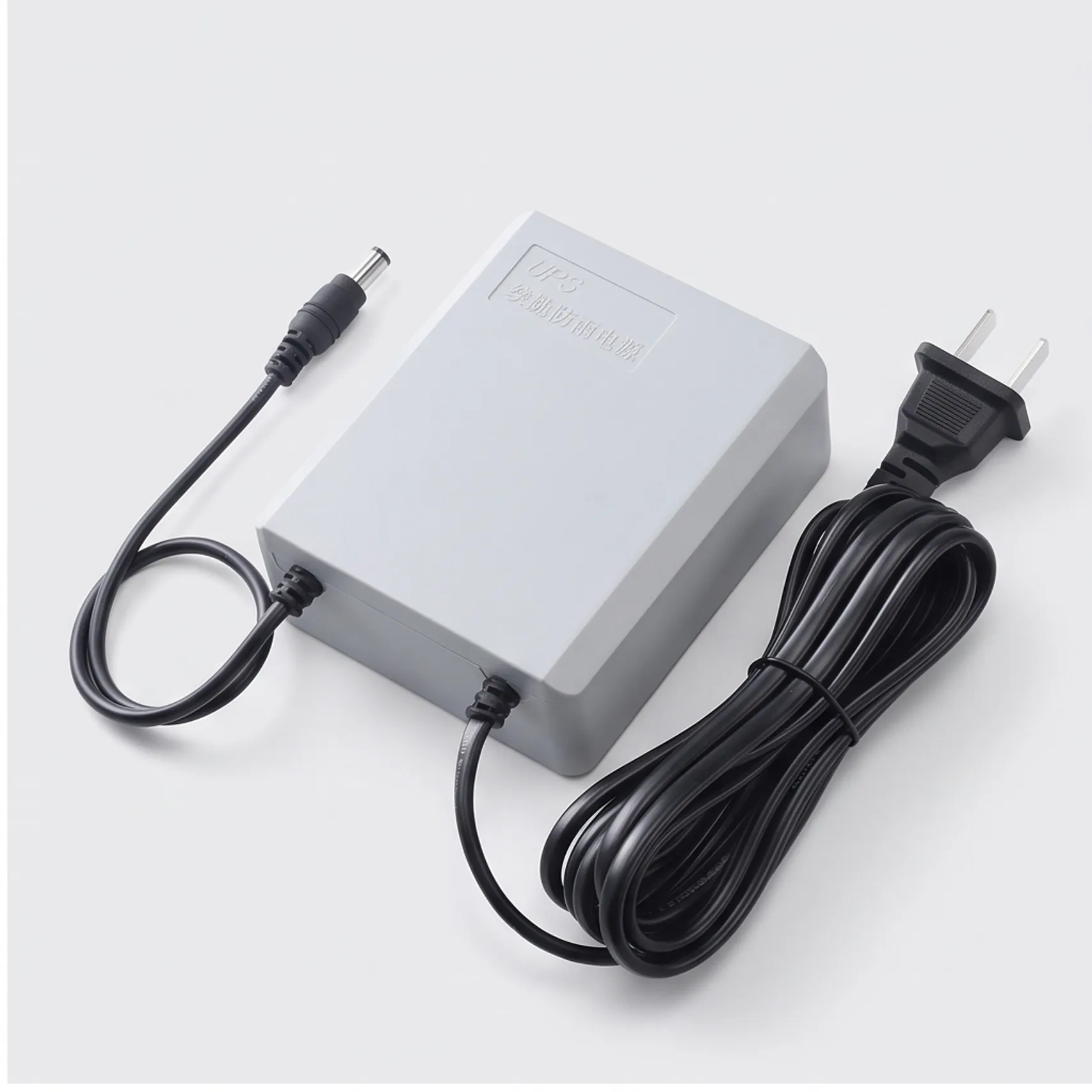 უწყვეტი კვების წყარო Mini UPS 7400 mAh კამერისთვის - 2